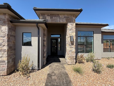 562 S Harmony Cir, Ivins, UT 84738 - photo 4