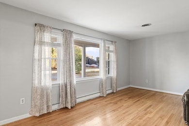 543 Faulconer Cir, Tappahannock, VA 22560 - photo 3