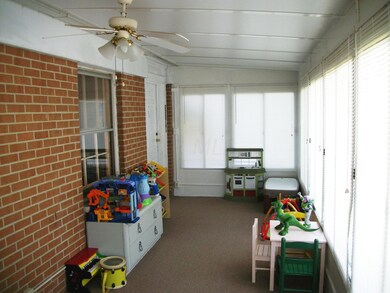 3-Season Sunroom