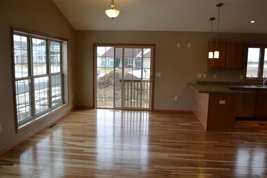 306 N Bergamont Blvd, Oregon, WI 53575 - photo 6