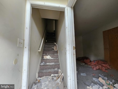 915 N Calhoun St, Baltimore, MD 21217 - photo 2