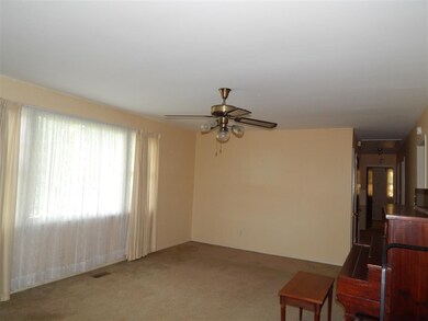 606 Maple St, Jacksonville, NC 28540 - photo 7
