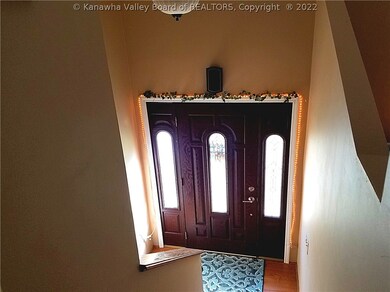 103 Timberlake Cir, Scott Depot, WV 25560 - photo 6