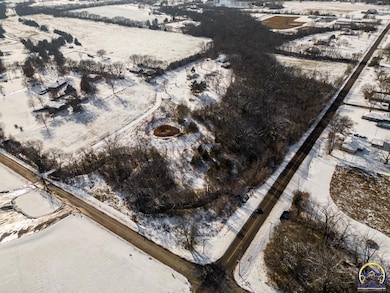 2939 SE Tecumseh Rd, Tecumseh, KS 66542 - photo 3