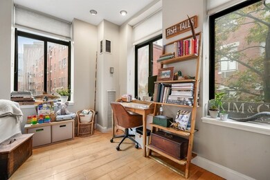 142 Commercial St unit 301, Boston, MA 02109 - photo 7