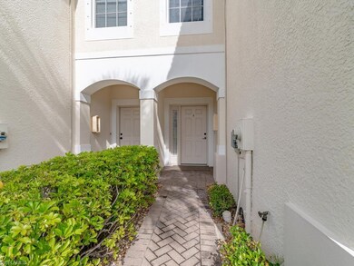 953 Hampton Cir unit 112, Naples, FL 34105 - photo 2