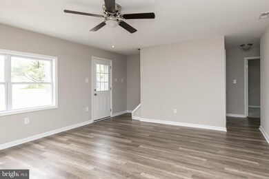 45 Snowflower Ln, Willingboro, NJ 08046 - photo 2