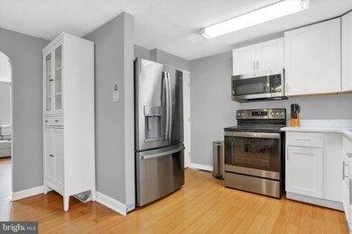 652 Clymer Ln, Ridley Park, PA 19078 - photo 4