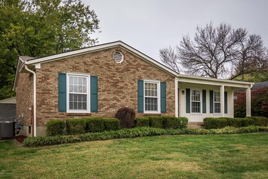 8102 Cortland Dr, Louisville, KY 40228 - photo 2