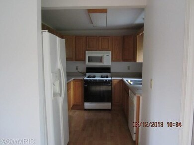 2405 W Osterhout Ave, Portage, MI 49024 - photo 2