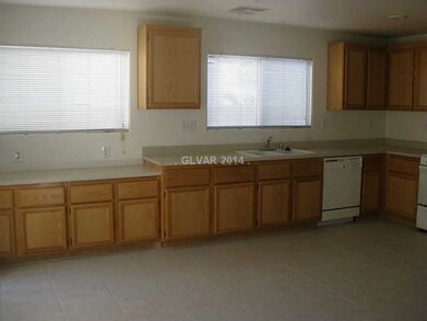 8372 Golden Amber St unit 1, Las Vegas, NV 89139 - photo 3