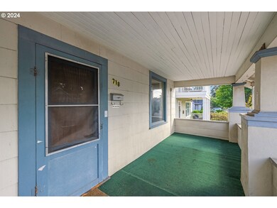 718 W 19th St, Vancouver, WA 98660 - photo 2