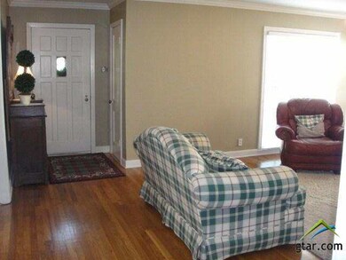 2318 2318 S Kennedy, Tyler, TX 75701 - photo 2