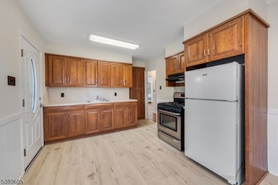 753 Lafayette Ave, Union, NJ 07083 - photo 6