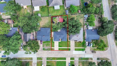 7214 Leaning Oak Dr, Houston, TX 77088 - photo 6