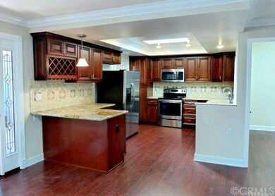 Beautiful remodeled kitchen with granite counter t