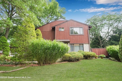 87 Stone Ln unit 118, Staten Island, NY 10314 - photo 2