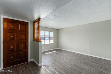 Entry/Living Room