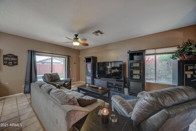 12171 W Dreyfus Dr-6