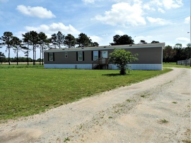 3016 Wrye Branch Rd, Clinton, NC 28328 - photo 2