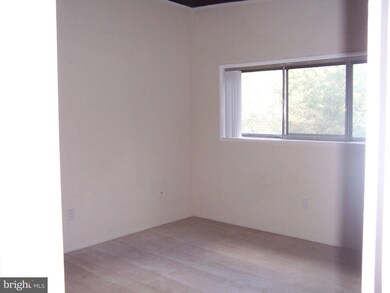 7833 Enola St unit 212, McLean, VA 22102 - photo 6