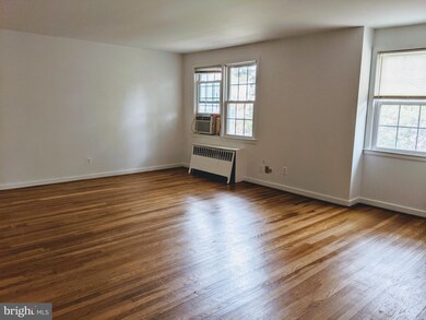 2217 Washington Ave unit W-204, Silver Spring, MD 20910 - photo 4