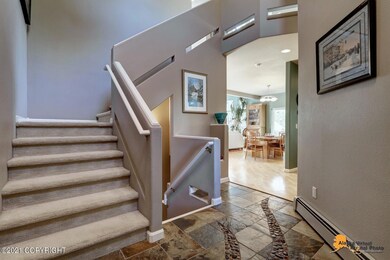 Entry/Stair
