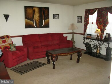 8618 Silver Knoll Dr, Perry Hall, MD 21128 - photo 6