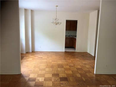 Cartwright Towers II unit 1C, Bridgeport, CT 06604 - photo 6