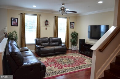 8873 Purple Iris Ln, Elkridge, MD 21075 - photo 2