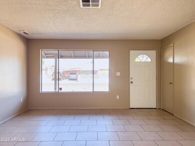 4935 W Palm Ln unit 6, Phoenix, AZ 85035 - photo 5