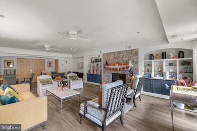 2905 Saintsbury Plaza unit 315, Fairfax, VA 22031 - photo 5