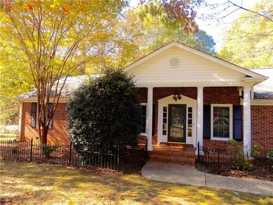 401 Cumberland Way, Anderson, SC 29621 - photo 3