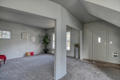 1121 W Knox Ave, Spokane, WA 99205 - photo 7