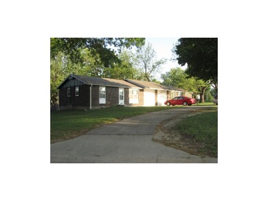 5929 Pflumm Rd, Shawnee, KS 66216 - photo 2