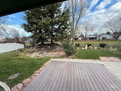 3720 E Presidential Dr, Meridian, ID 83642 - photo 5