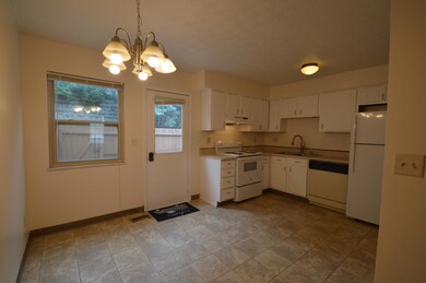 Kitchen/Dining