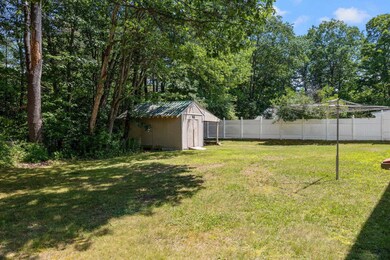 19 Spruce St, Tilton, NH 03276 - photo 3