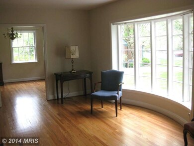 1102 Hampton Garth, Towson, MD 21286 - photo 2