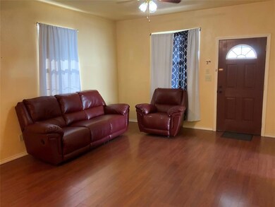 606 N Clements St, Gainesville, TX 76240 - photo 7