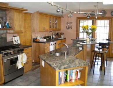 6 Greenwood Ln unit 1, South Hadley, MA 01075 - photo 4