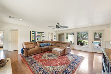 8501 Indian Hills Ln, Boerne, TX 78006 - photo 5