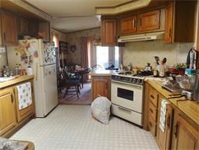 99 Clayton Dr, West Springfield, MA 01089 - photo 5