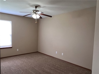 140 Sage St, Centerton, AR 72719 - photo 7