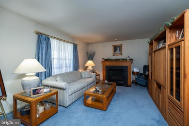 101 N Katrin Cir, New Castle, DE 19720 - photo 4