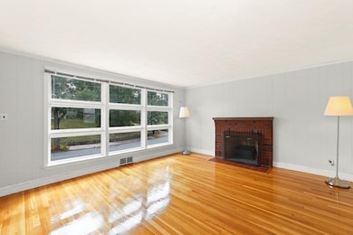 1 Salman St, West Roxbury, MA 02132 - photo 5