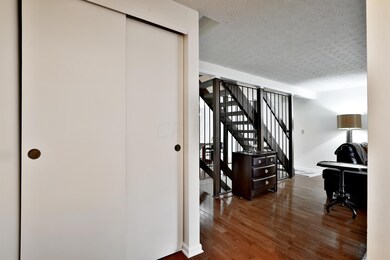 1685 Saint Albans Ct unit 2285, Columbus, OH 43220 - photo 4