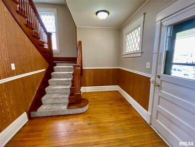 2124 Farnam St, Davenport, IA 52803 - photo 2