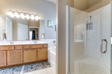 1047 Luke Dr, Alvin, TX 77511 - photo 5