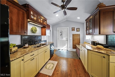 109 S Chillicothe Rd, Aurora, OH 44202 - photo 6